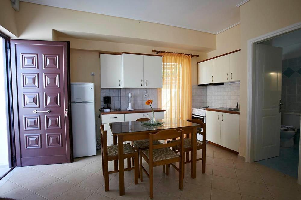 Sunday Apartments Nafplio Phòng bức ảnh